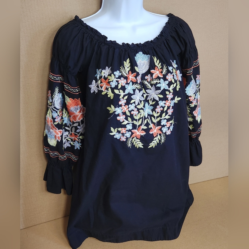 Free People  off shoulder peasant dress black  sz XS